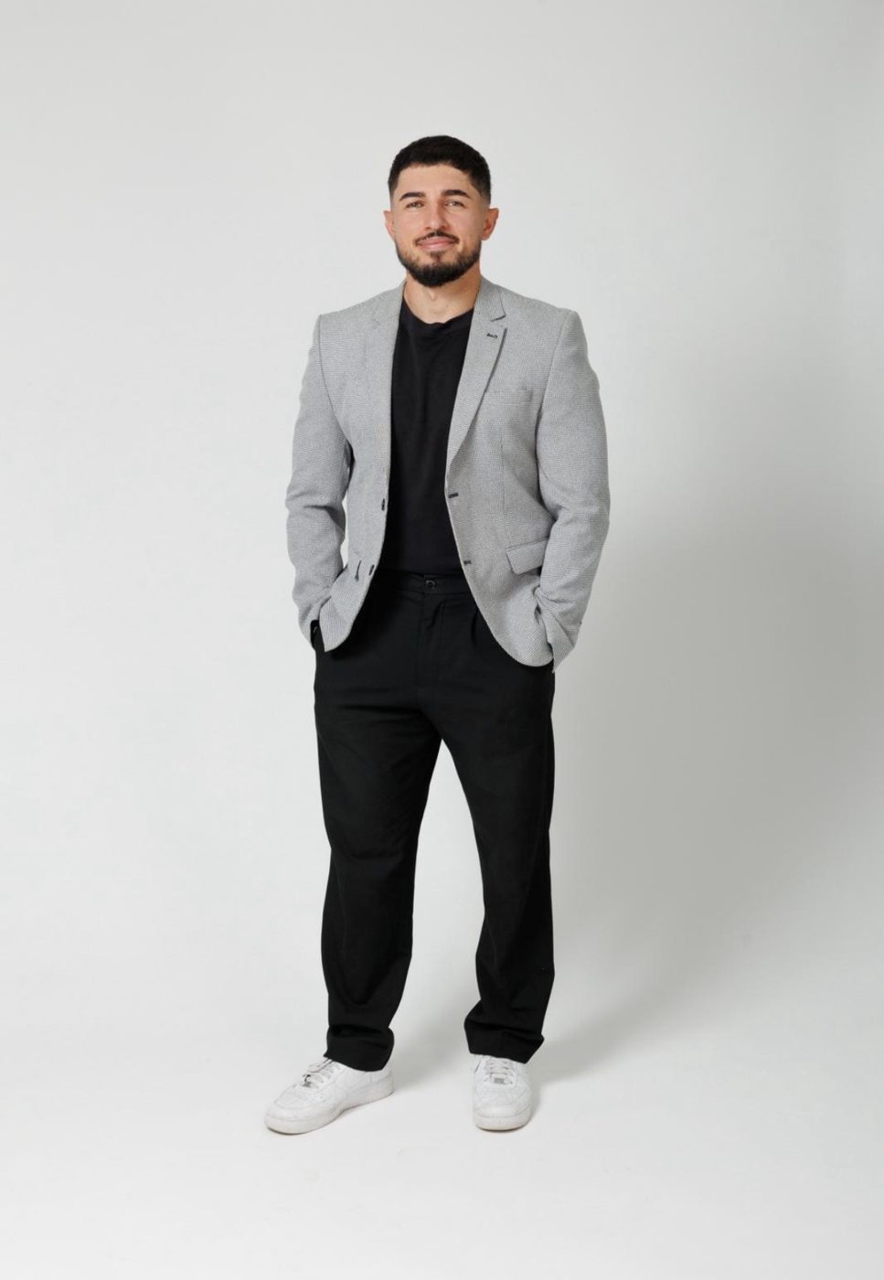 Luke Caratozzolo, buyer's agent
